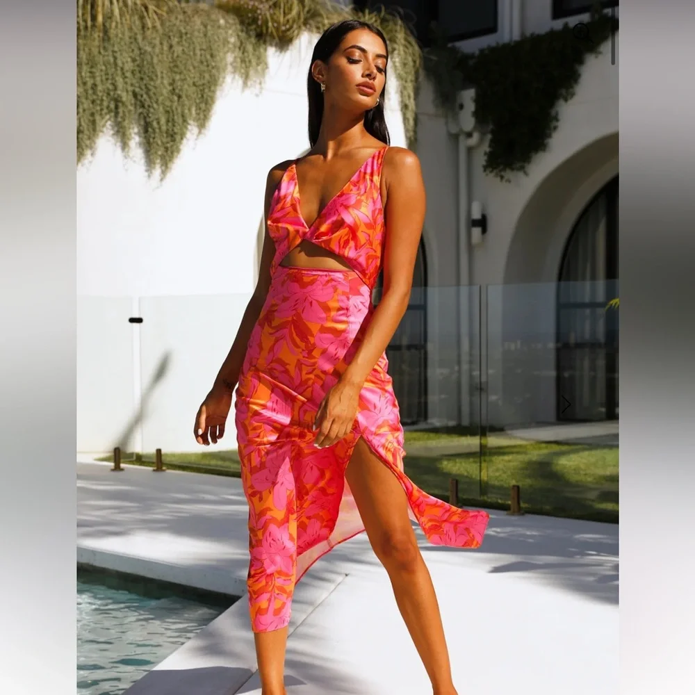 Hello Molly Lovely Camellia Dress Floral - Picture 1 of 10